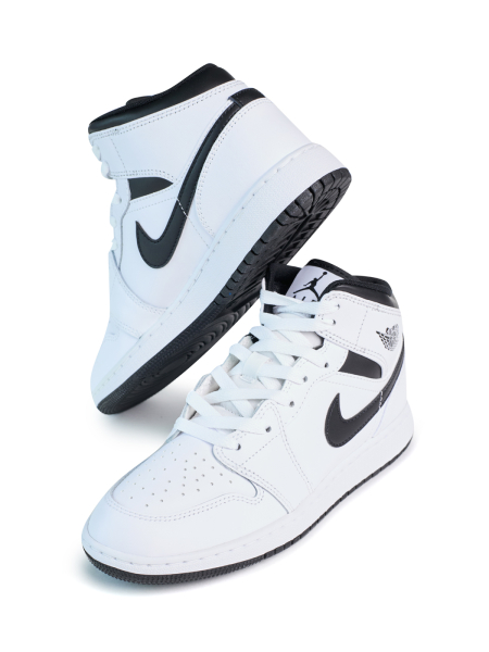 Кроссовки подростковые Jordan 1 Mid "Reverse Panda" NKDADDYS SNEAKERS, цвет: белый, DQ8423-132 со скидкой купить онлайн