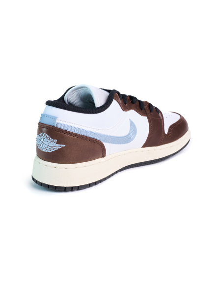 Кроссовки подростковые Jordan 1 Low SE "Mocha Blue Grey" NKDADDYS SNEAKERS, цвет: белый FQ8156-142 купить онлайн