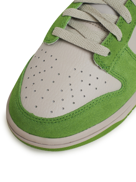 Кроссовки мужские Nike Dunk Low "Safari Swoosh Chlorophyll" NKDADDYS SNEAKERS, цвет: САЛАТОВЫЙ DR0156-300 купить онлайн