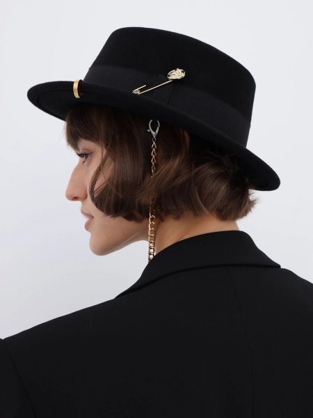 Шляпа канотье фетровая с лентой, цепью и пирсингом Canotier Кф5л пцшб(з) цвет черный купить онлайн