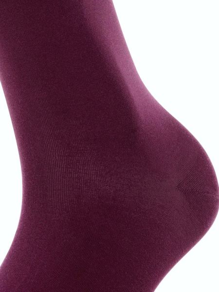 Носки женские Women's socks Cotton Touch Seasonal FALKE, цвет: Бордовый 47673 купить онлайн
