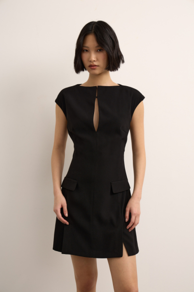 Платье приталенное из костюмной ткани Mollis  купить онлайн