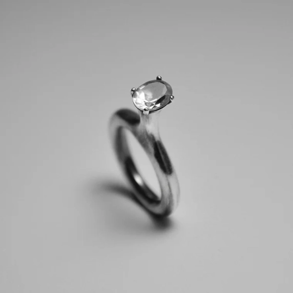 Кольцо ECHO DROP CRYSTAL RING RHOE BERMAT, цвет: серебро, RB-EDR-C купить онлайн